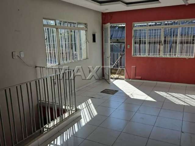 Conjunto comercial, sobreloja 120m² com 5 salas, cozinha, banheiro, terraço.