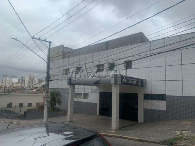 Prédio Comercial  a 100m da Av. Imirim , ótimo para quem procura um local para clinicas