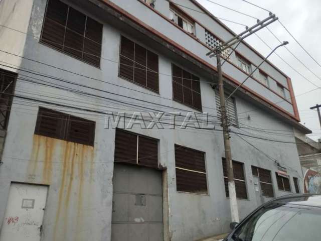 Galpão Comercial , antiga Padaria Bela São Paulo ,com 2 banheiros masculino e feminino 480M -Imirim