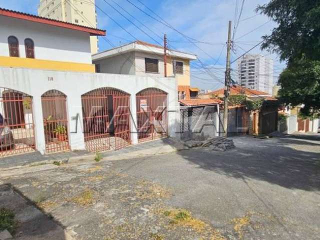 Casa de Vila à venda em Santana, com 263 m², 4 dormitórios, churrasqueira, quintal e 3 vagas.