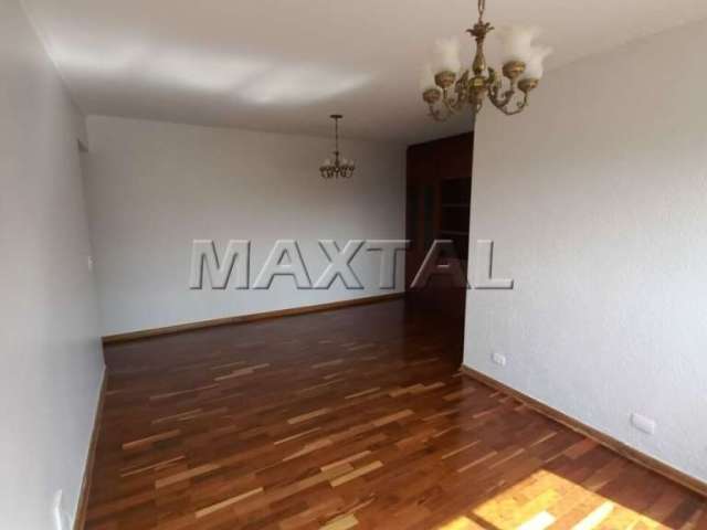 Apartamento 76m² em Santana com 2 dormitórios, sala ampla, cozinha planejada. 1 Vaga