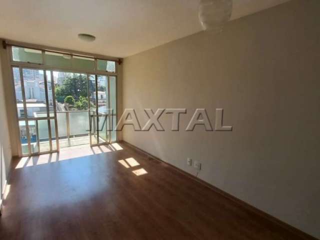 Apartamento à venda, Santana com 60m², 2 dormitórios, sala com varanda e 1 vaga.