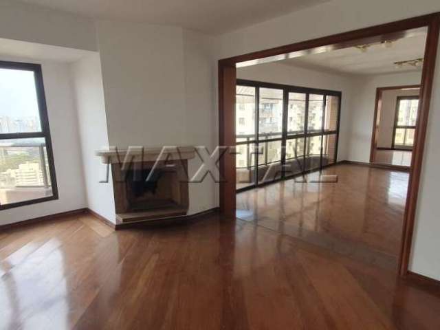 Apartamento cobertura duplex com 600m², 4 suítes, 5 vagas, 8 banheiros, próximo ao shopping  Jd. Sul