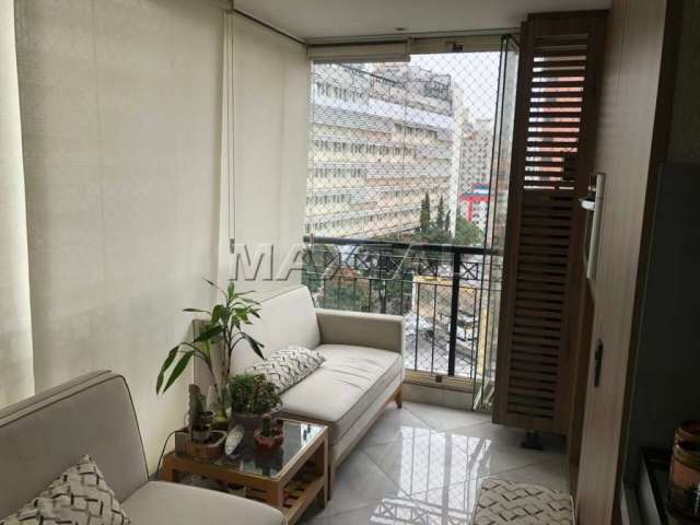 Apartamento à venda, com 3 dormitórios e 2 vagas de garagem, com 106 m² . Em Santana.