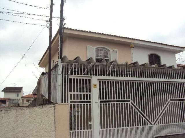 Sobrado com 2 dormitórios, sala, cozinha, 2  banheiros à 1,5 km metrô Tucuruvi .