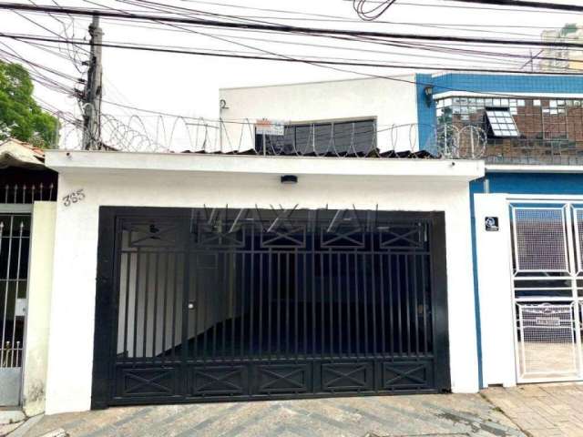 Casa à Venda com 13 Salas, 4 Vagas e 3 Banheiros, no Bairro Santana. Com renda.