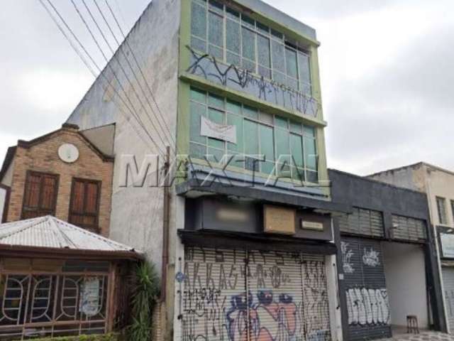 Sala comercial para locação em Santana na Rua Doutor Zuquim, com 200m² e 2 banheiros.