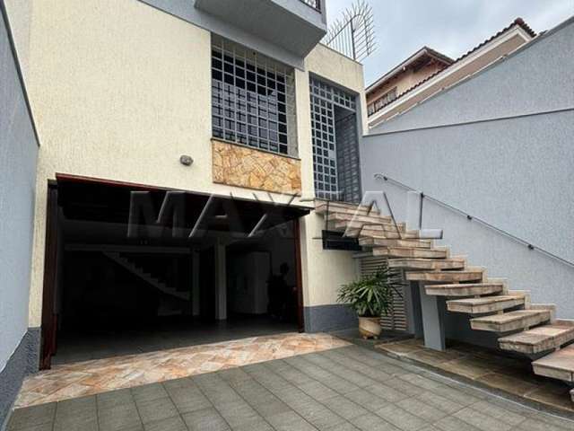 Casa Sobrado em Tucuruvi - SP: 235m², 4 dormitórios, 2 suítes, 5 banheiros