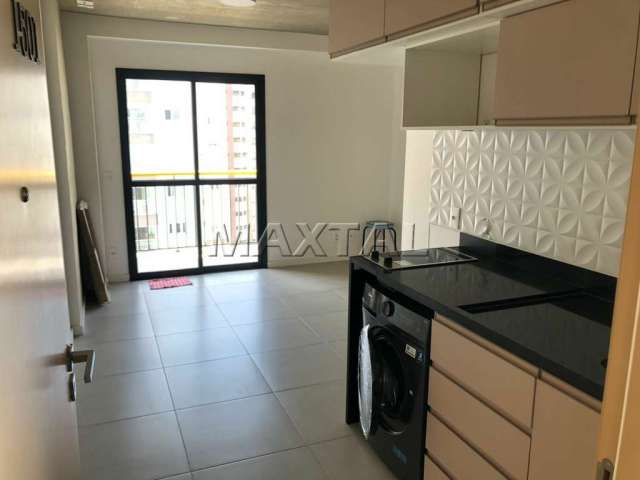 Apartamento para Alugar em Santana com 46m², com 2 Dormitórios, 1 Banheiro e 1 vaga.