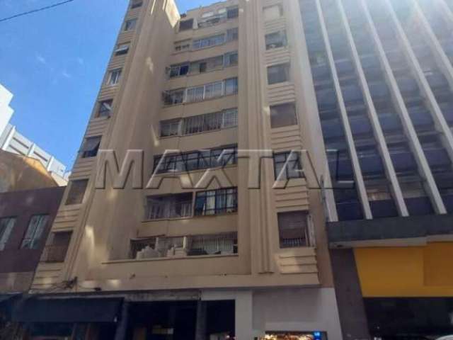 Apartamento Kitnet Centro, na Santa Efigenia com cozinha e banheiro Vende  38 m²