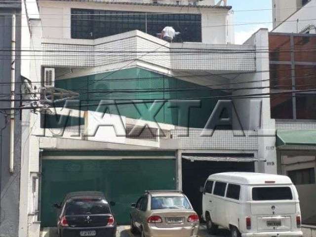 Prédio  Comercial 700m ,  com 3 andares, com terraço , 10 vagas de garagem  em Santana.