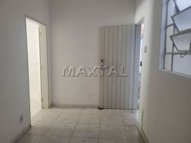 Casa térrea com 45M ² com 1 dormitório, sala, cozinha , banheiro - Santana