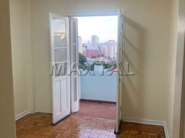 Apartamento com 1 Dormitório , Sacada ,Sala, Cozinha  Próximo ao Metro Tucuruvi.