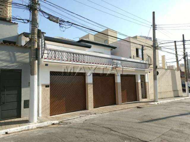 Casa na Região de Santana com 269m², com 3 dormitórios, 1 suíte, 3 banheiro, 3 vagas.