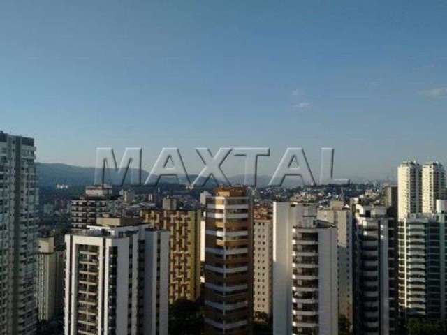 Apartamento 540m, com 3 dormitórios, 3 suites , 6 banheiros, e 4 vagas em Santana.