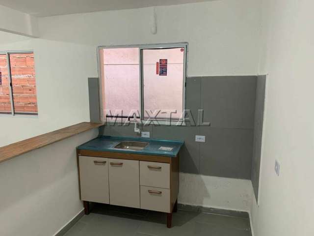 Studio para Alugar na Vila Vitório Mazzei com 30m², com 1 Dormitório e 1 Banheiro.