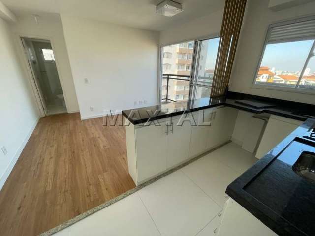 Apartamento para locação, na Parada Inglesa de 34m², com um dormitório, duas sacada e sala.