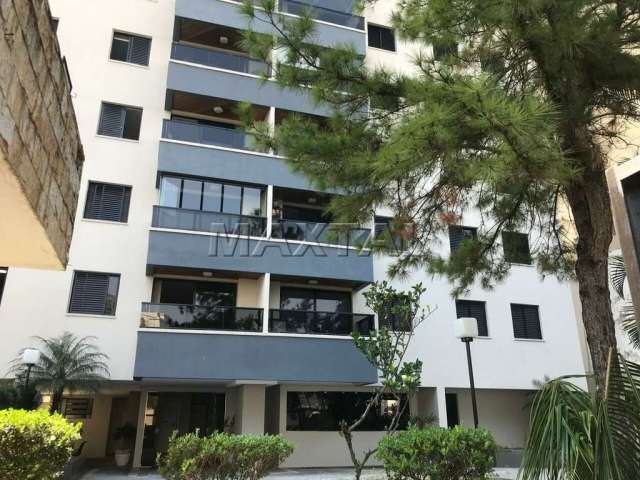 Apartamento de Cobertura 201m². Com 4 dormitórios sendo 2 suítes. 2 salas, 4 banheiros, 4 vagas