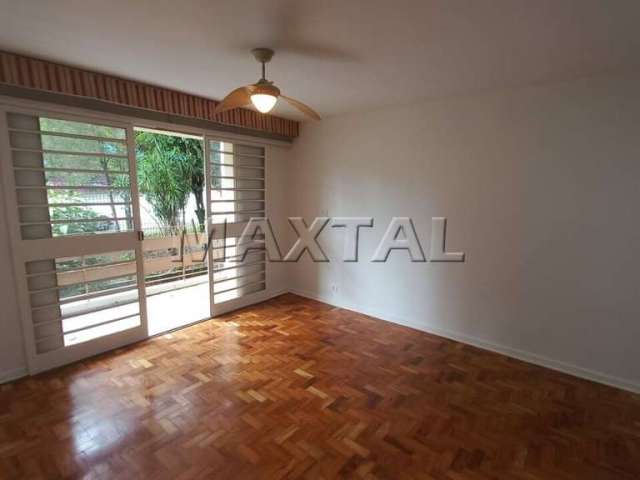 Apartamento com 124m², 3 dormitórios, sala ampla com sacada, cozinha planejada, 2 vagas.