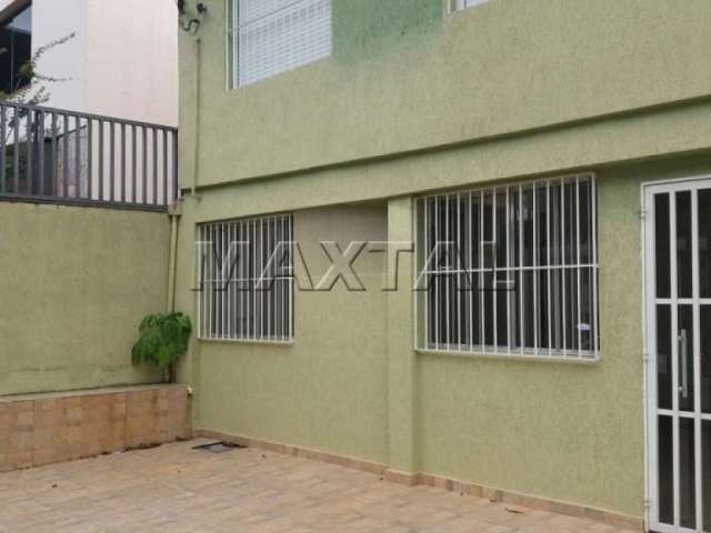 Sobrado de 100m² na Casa Verde, 2 dormitórios, 2 banheiros e 2 vagas cobertas.