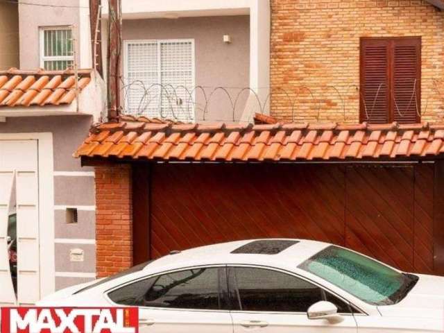 Sobrado à venda na Água Fria de 145m², com 2 dormitórios e  2 vagas de garagem.