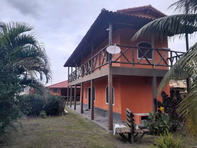 Casa 03 quartos piscina Praia de Jaconé Maricá.