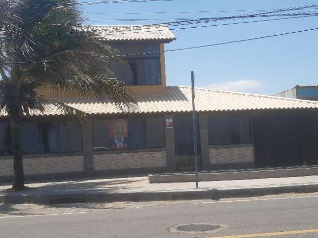 Casa 05 quartos, piscina frente ao mar de Jaconé, Maricá - ACEITA TROCA...