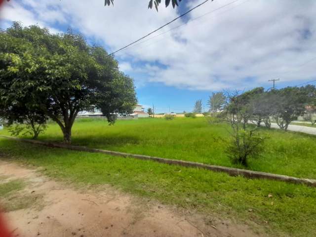 Lote 450m² Condomínio frente ao mar de Jaconé, Maricá.