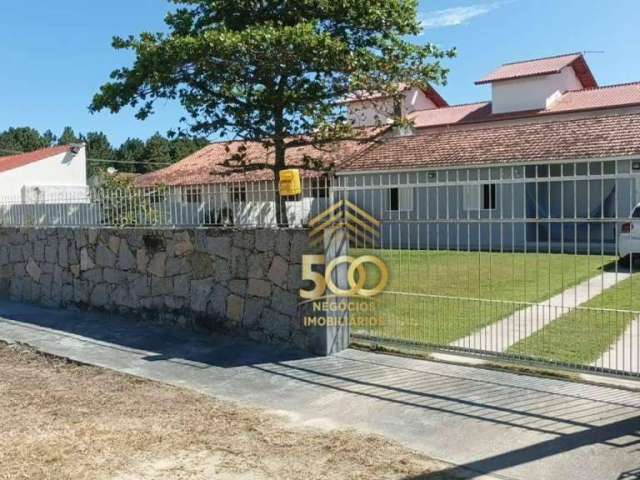 Casa com 4 dormitórios à venda, 200 m² por R$ 692.000,00 - Pinheira (Ens Brito) - Palhoça/SC