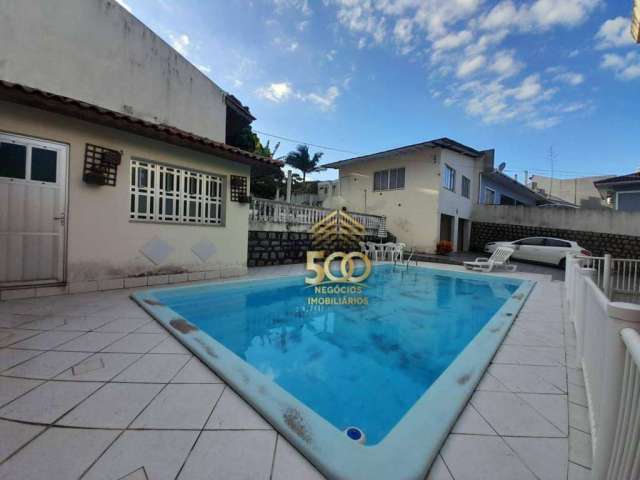 Casa à venda, 325 m² por R$ 1.800.000,00 - Centro - São José/SC