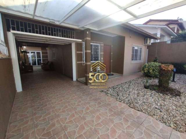 Casa com 3 dormitórios à venda, 56 m² por R$ 550.000,00 - Forquilhas - São José/SC