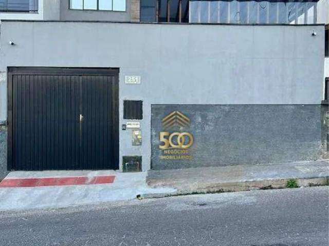 Sobrado com 3 dormitórios à venda, 162 m² por R$ 550.000,00 - Serraria - São José/SC