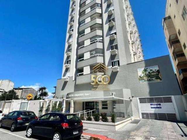 Apartamento com 2 dormitórios à venda, 82 m² por R$ 499.000,00 - Barreiros - São José/SC