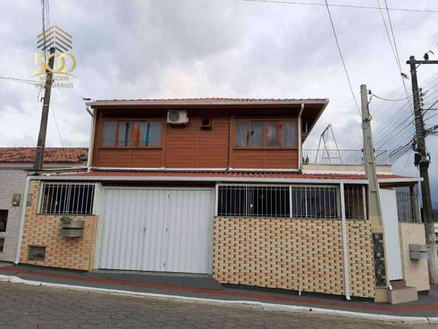 Casa com 5 dormitórios à venda, 240 m² por R$ 1.200.000,00 - Forquilhas - São José/SC