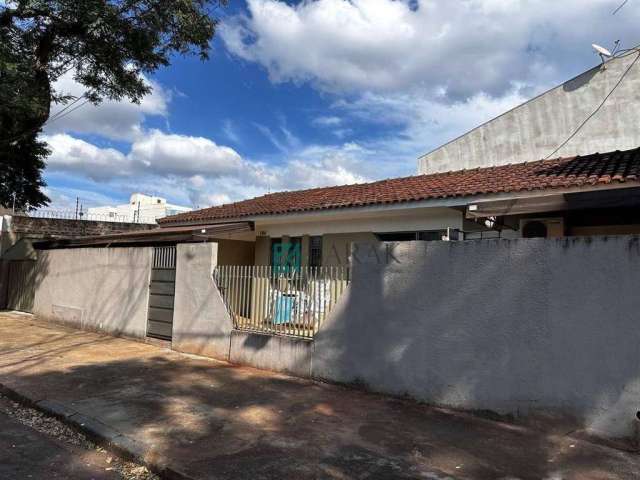 Venda - Casa na Vila Santo Antonio