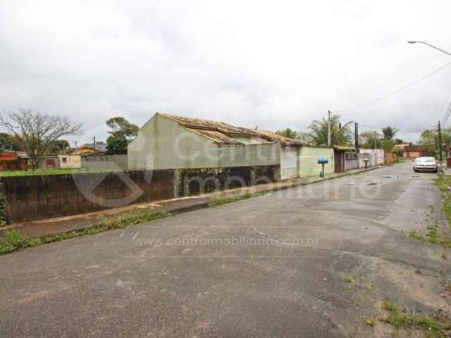 TERRENO à venda em Peruíbe, no bairro Belmira Novaes