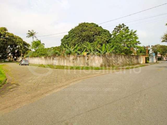 TERRENO à venda em Peruíbe, no bairro Centro