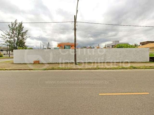 TERRENO à venda em Peruíbe, no bairro Balneario Arpoador