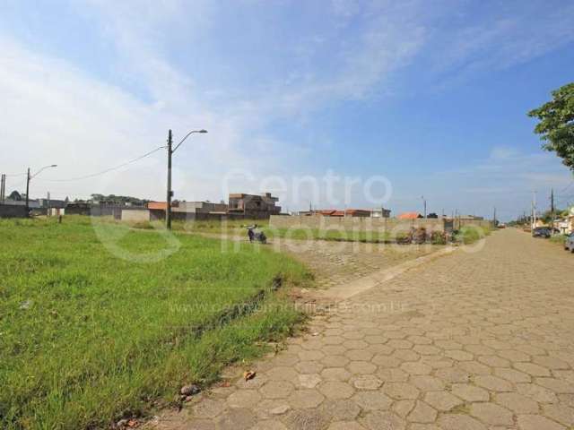 TERRENO à venda em Peruíbe, no bairro Flora Rica