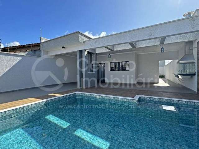 CASA à venda com piscina e 3 quartos em Peruíbe, no bairro Estancia Sao Jose