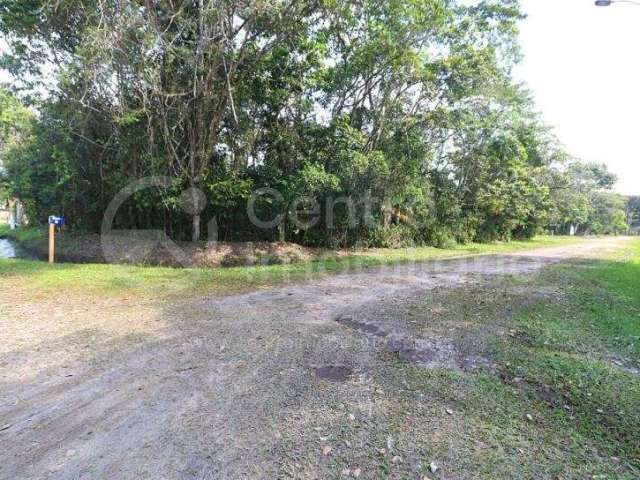 TERRENO à venda em Peruíbe, no bairro Jardim Sao Luiz