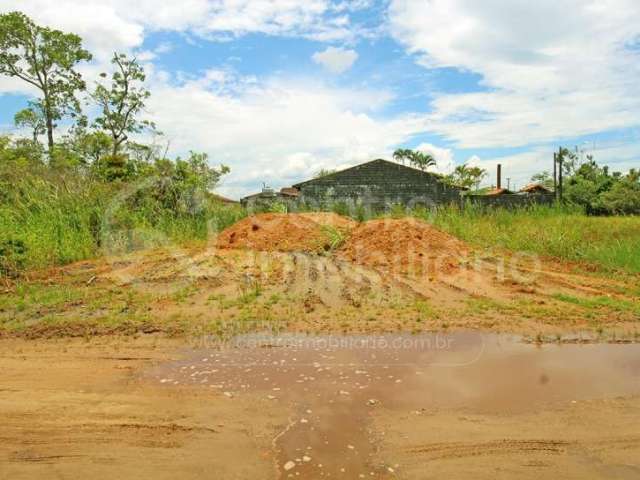 TERRENO à venda em Peruíbe, no bairro Jardim Sao Luiz