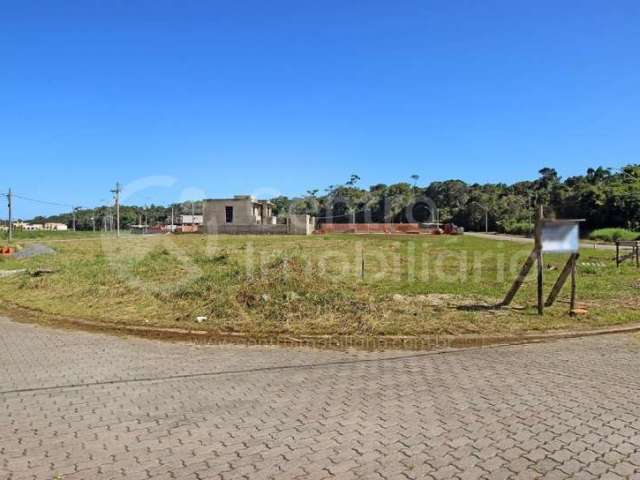 TERRENO à venda em Peruíbe, no bairro Residencial Bosque Três Marias