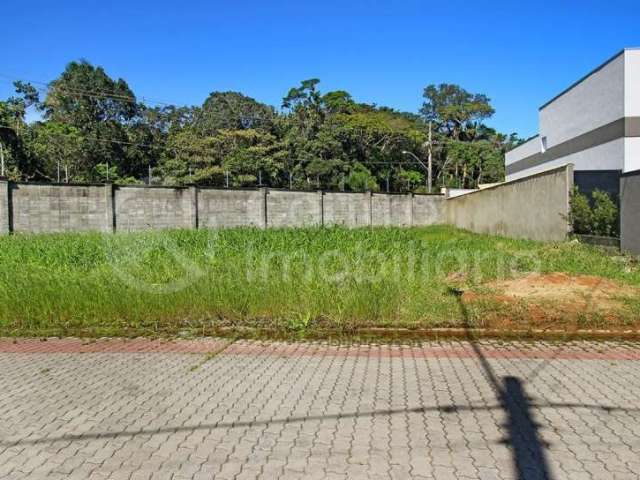 TERRENO à venda em Peruíbe, no bairro Residencial Bosque Três Marias