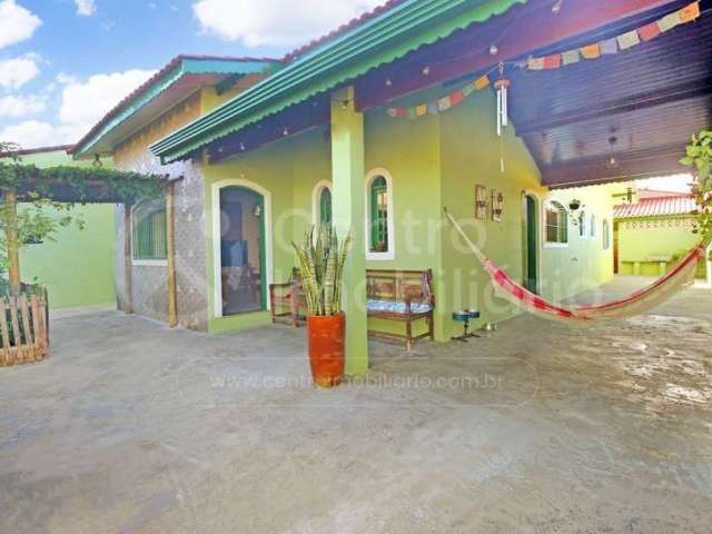 CASA à venda com 3 quartos em Peruíbe, no bairro Cidade Nova Peruíbe