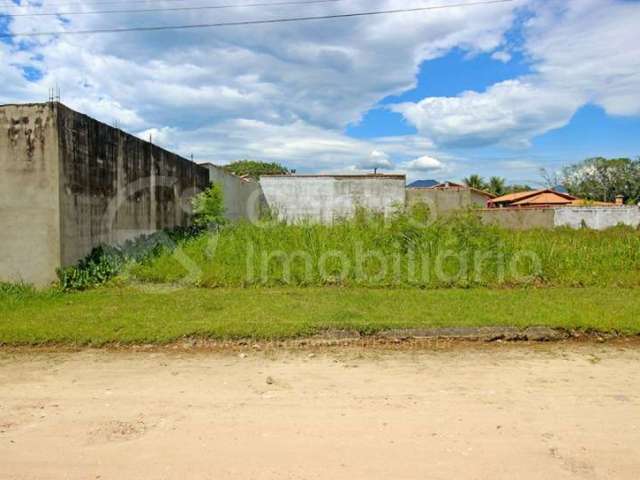 TERRENO à venda em Peruíbe, no bairro Jardim Sao Luiz