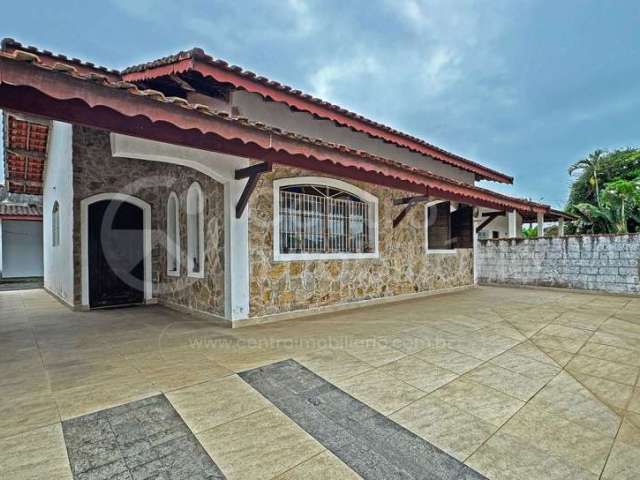 CASA à venda com 2 quartos em Peruíbe, no bairro Balneario Florida