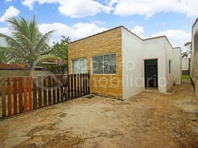 CASA à venda com 2 quartos em Peruíbe, no bairro Estancia Balnearia Maria Helena Novaes