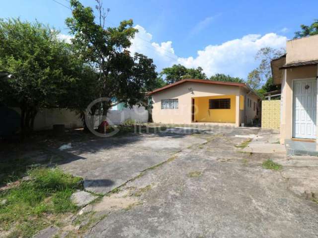 CASA à venda com 2 quartos em Peruíbe, no bairro Jd Caraminguava