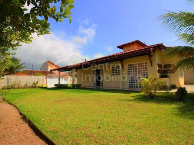 CASA à venda com 2 quartos em Peruíbe, no bairro Balneario Barra de Jangada